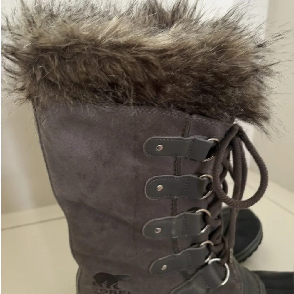 Sorel Joan of Arc Faux Fur Lined Winter Boots Gray size 9 - Picture 6 of 9
